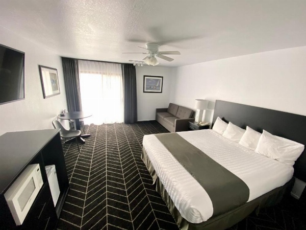 Masterpiece Hotel image 12