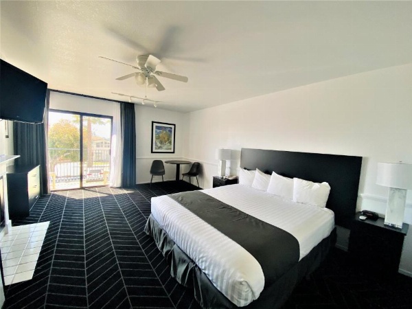 Masterpiece Hotel image 15