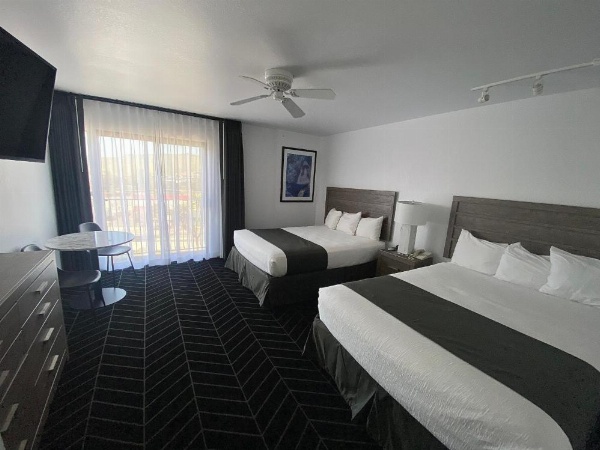 Masterpiece Hotel image 23